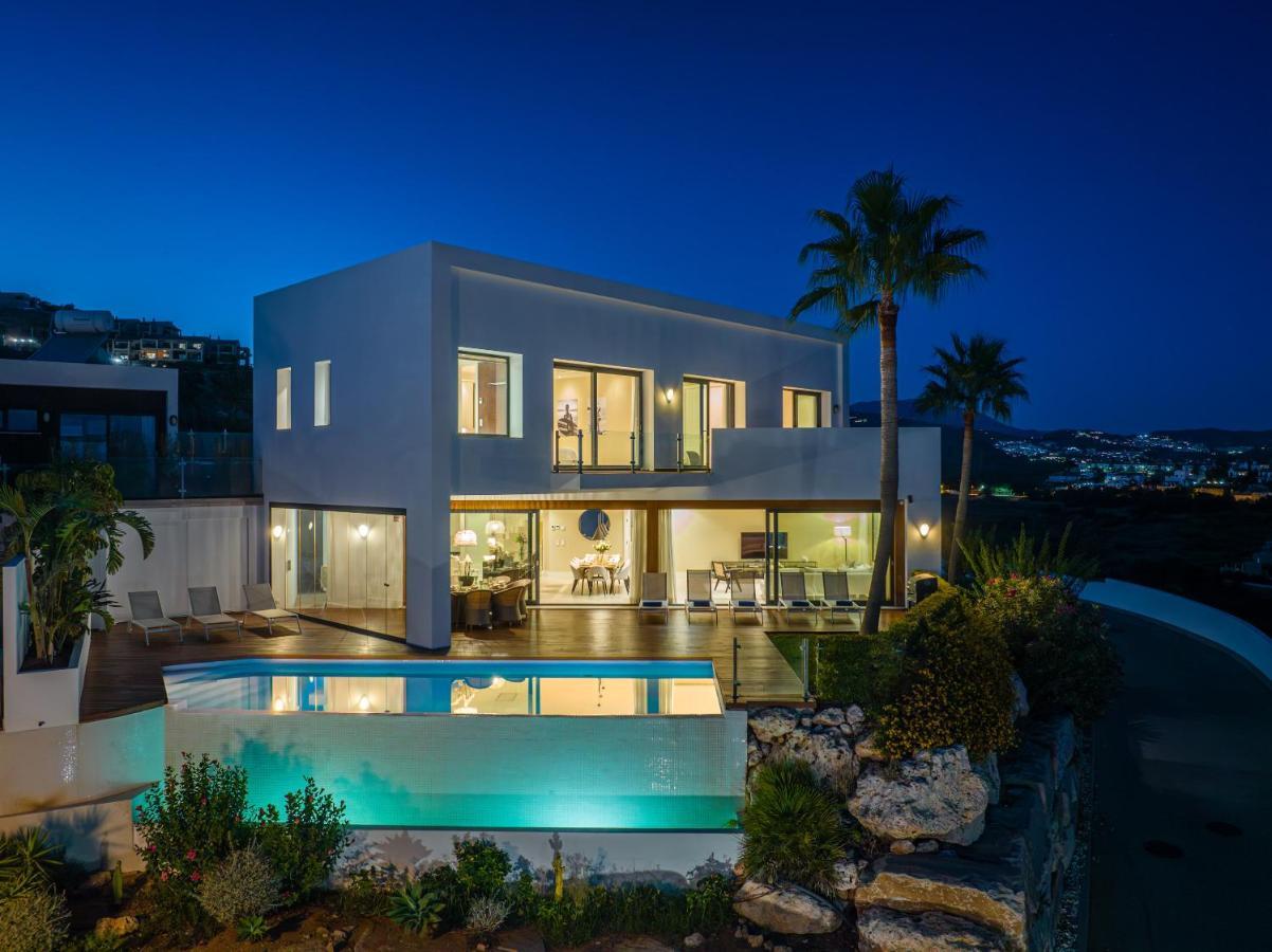 אסטפונה Vacation Marbella I Villa Paraiso The View, Infinity Heated Pool, Sea View, 24-7 Security, Golf Courses מראה חיצוני תמונה