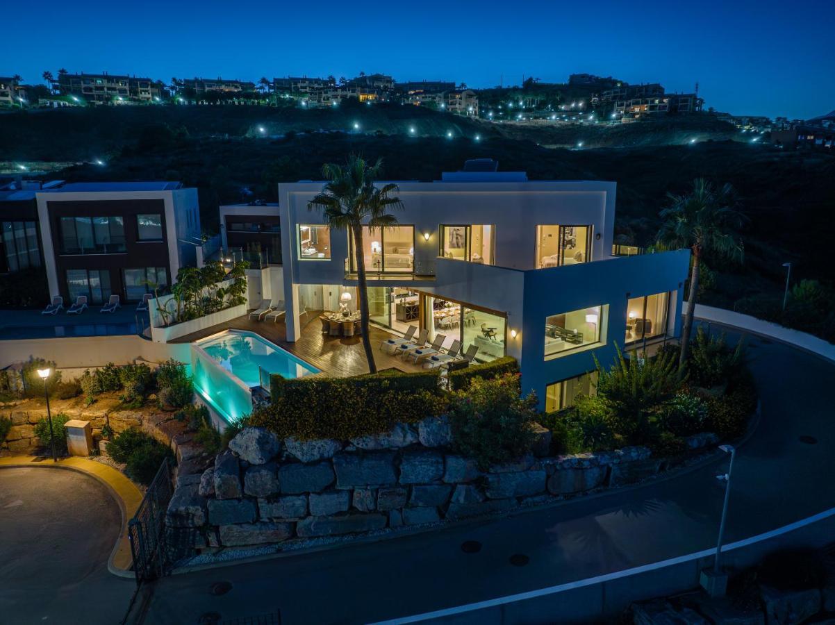 אסטפונה Vacation Marbella I Villa Paraiso The View, Infinity Heated Pool, Sea View, 24-7 Security, Golf Courses מראה חיצוני תמונה